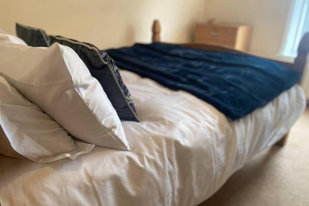 Upper 2 Bedroom Apartment In The Heart Of Jesmond นิวคาสเซิล อะพอน ไทน์ ภายนอก รูปภาพ